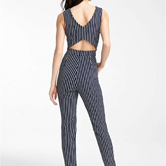 ➰🌿 Twik open-back jumpsuit (2/18$) - Picture 2 of 3